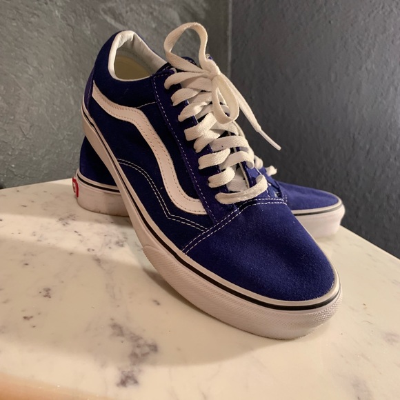 Vans - Picture 2 of 4